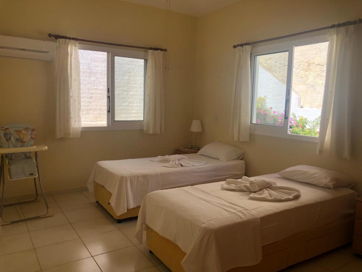 Peyia Palm Villa Pafos Zewnętrze zdjęcie